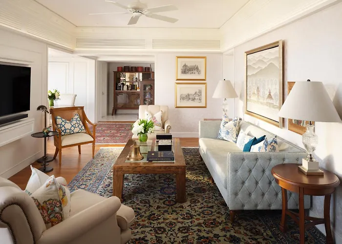 Mandarin Oriental, Hotel